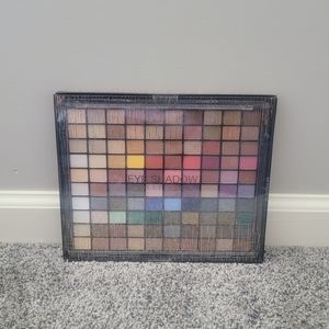 Eyeshadow Palette